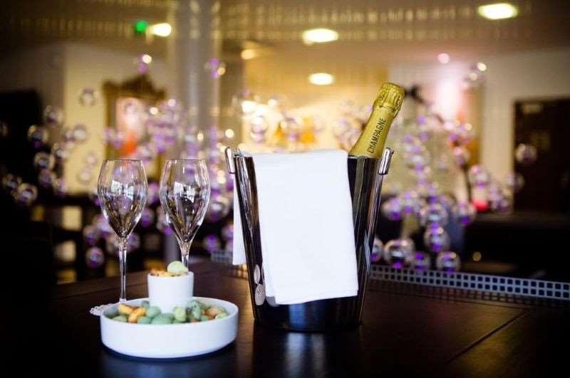 Le Pier Toulouse Hotel - Ortus Εστιατόριο φωτογραφία